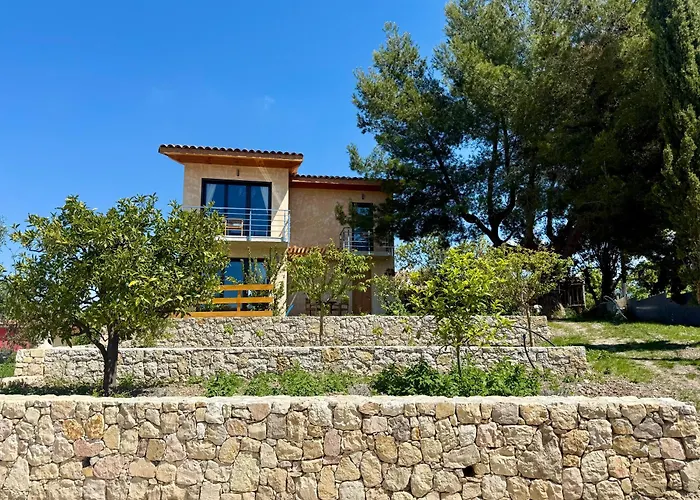 Bed and Breakfast Escondida à Nice